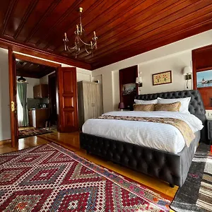  Апартаменты Lily Mansion